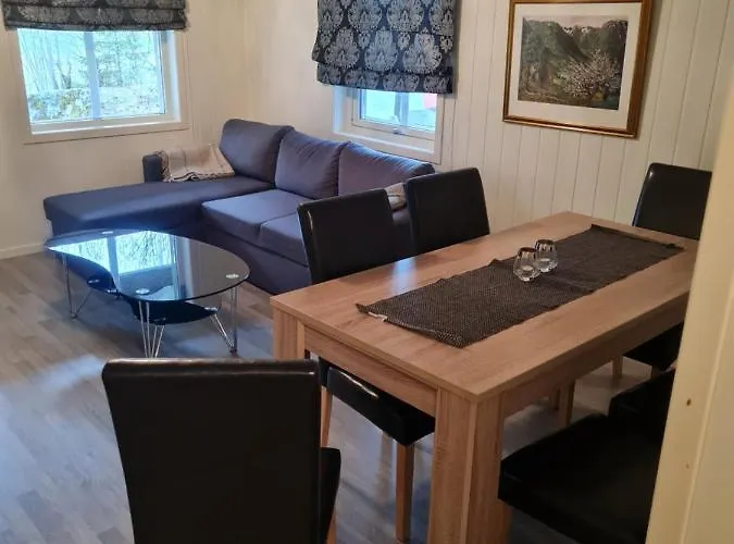 Fjaerland Vateviksvegen 17 * Boyum